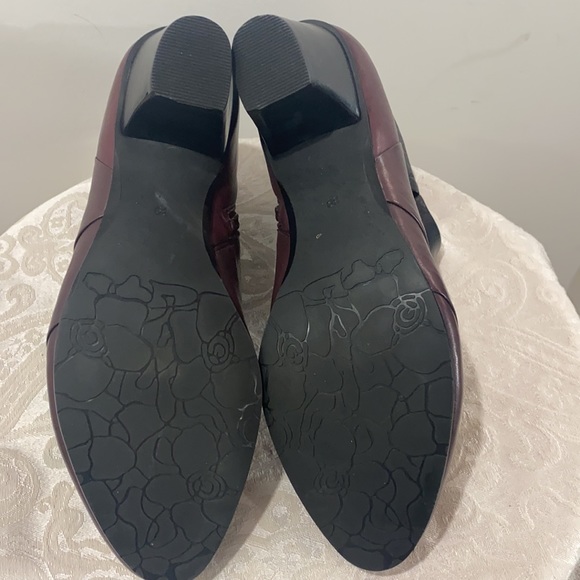 LN Anthro Everybody by BZ Moda "Fanta" booties - Picture 5 of 5